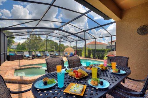Casa en venta en Davenport, Florida, 5 dormitorios, 231.51 m2 № 1918476 - foto 22