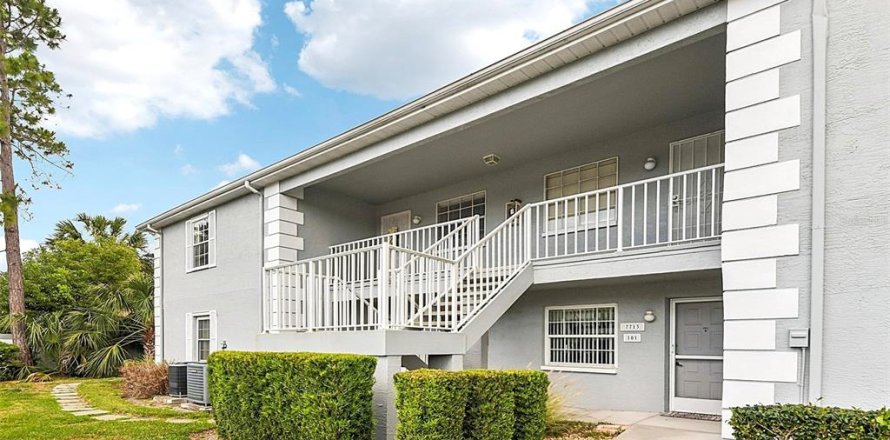 Condo in Hudson, Florida, 2 bedrooms  № 2147532