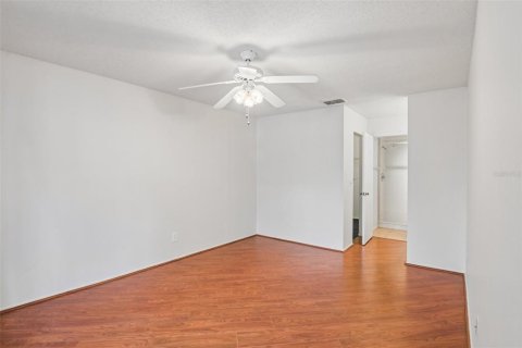 Condo in Hudson, Florida, 2 bedrooms  № 2147532 - photo 14