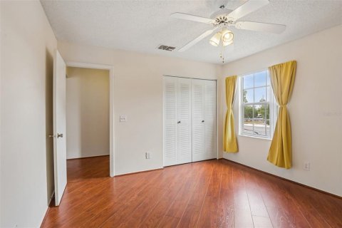 Condo in Hudson, Florida, 2 bedrooms  № 2147532 - photo 23