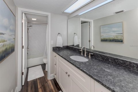 Copropriété à vendre à Venice, Floride: 2 chambres, 99.87 m2 № 1850255 - photo 9