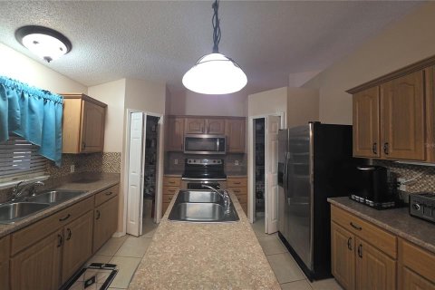 Casa en venta en Deltona, Florida, 3 dormitorios, 180.32 m2 № 2386688 - foto 12