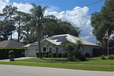 Casa en Deltona, Florida 3 dormitorios, 180.32 m2 № 2386688
