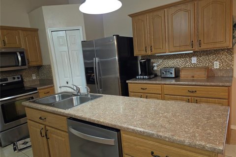 Casa en venta en Deltona, Florida, 3 dormitorios, 180.32 m2 № 2386688 - foto 15