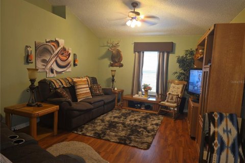 Casa en venta en Deltona, Florida, 3 dormitorios, 180.32 m2 № 2386688 - foto 11