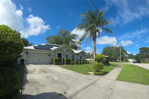 Casa en venta en Deltona, Florida, 3 dormitorios, 180.32 m2 № 2386688 - foto 4