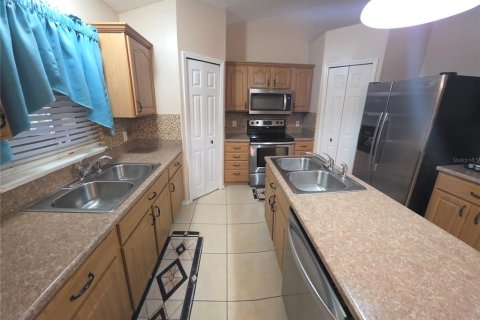 Casa en venta en Deltona, Florida, 3 dormitorios, 180.32 m2 № 2386688 - foto 17