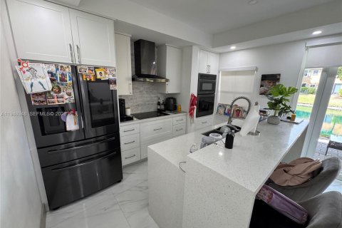 Touwnhouse à vendre à Dania Beach, Floride: 3 chambres, 128.39 m2 № 2089152 - photo 10