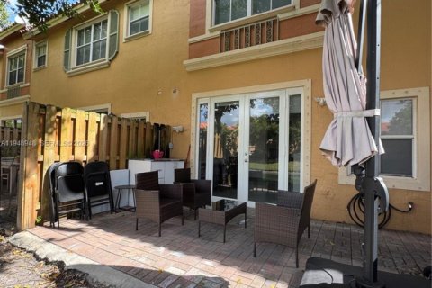 Touwnhouse à vendre à Dania Beach, Floride: 3 chambres, 128.39 m2 № 2089152 - photo 17