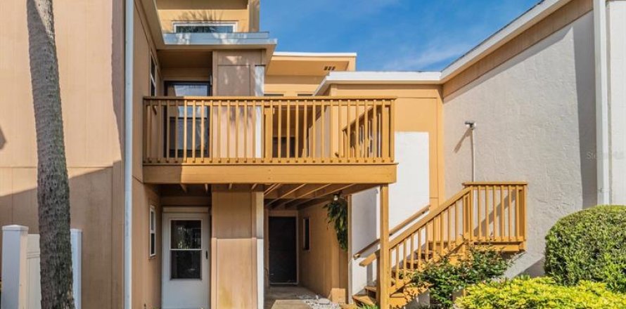 Condo in Mount Dora, Florida, 2 bedrooms  № 1616292
