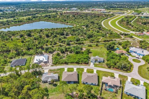 Propiedad comercial en venta en Port Charlotte, Florida, 6 dormitorios, 221.39 m2 № 2216783 - foto 19