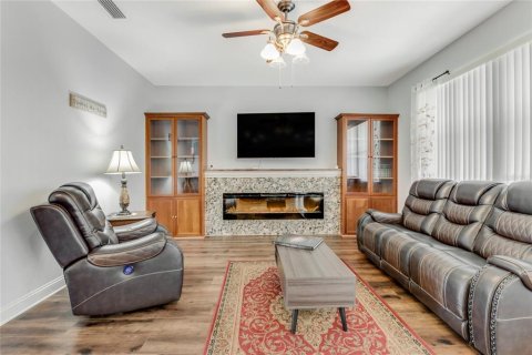 House in Palm Coast, Florida 3 bedrooms, 182.65 sq.m. № 1876378 - photo 15