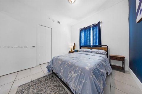 Commercial property in Miami, Florida № 1867903 - photo 18