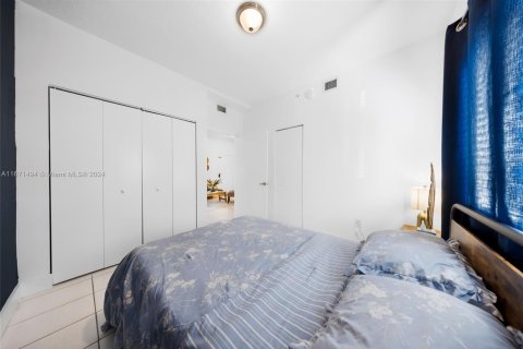 Commercial property in Miami, Florida № 1867903 - photo 19