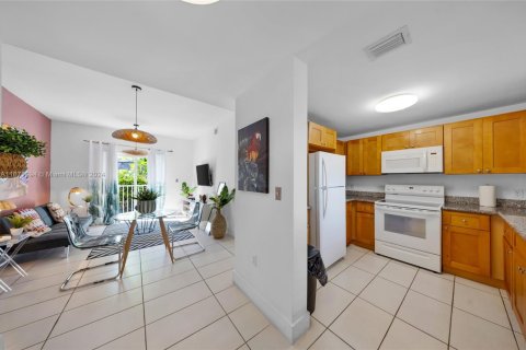 Commercial property in Miami, Florida № 1867903 - photo 28