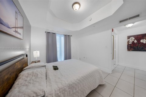 Commercial property in Miami, Florida № 1867903 - photo 24