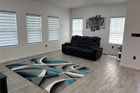 Villa ou maison à vendre à Kissimmee, Floride: 3 chambres, 161.93 m2 № 1834783 - photo 4