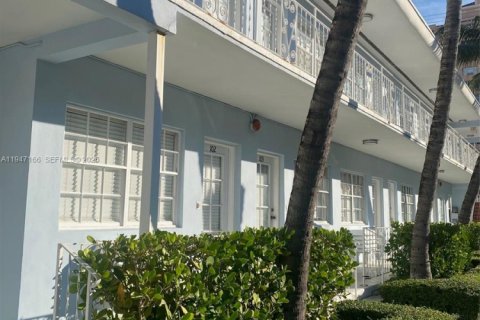 Condominio en alquiler en Miami Beach, Florida, 1 dormitorio, 37.16 m2 № 2003291 - foto 2