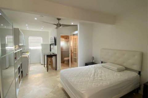 Condominio en alquiler en Miami Beach, Florida, 1 dormitorio, 37.16 m2 № 2003291 - foto 7