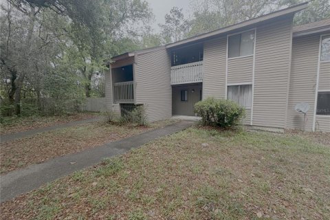 Condo in Gainesville, Florida, 2 bedrooms  № 2147419 - photo 19
