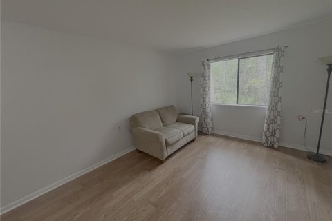 Condo in Gainesville, Florida, 2 bedrooms  № 2147419 - photo 14