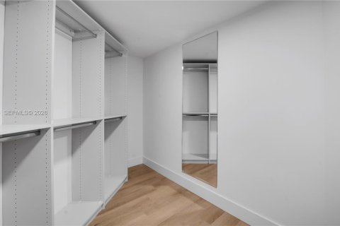 Apartment in Miami, Florida 2 bedrooms, 119.94 sq.m. № 2041240 - photo 26