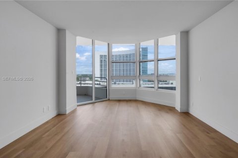 Apartment in Miami, Florida 2 bedrooms, 119.94 sq.m. № 2041240 - photo 20