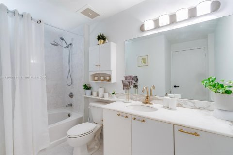 Copropriété à vendre à Miami, Floride: 1 chambre, 68.56 m2 № 1895510 - photo 17