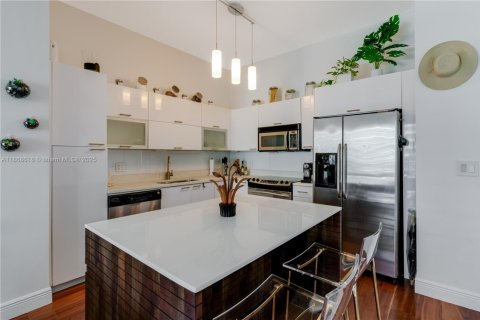 Copropriété à vendre à Miami, Floride: 1 chambre, 68.56 m2 № 1895510 - photo 9