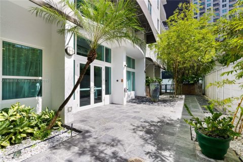 Copropriété à vendre à Miami, Floride: 1 chambre, 68.56 m2 № 1895510 - photo 26