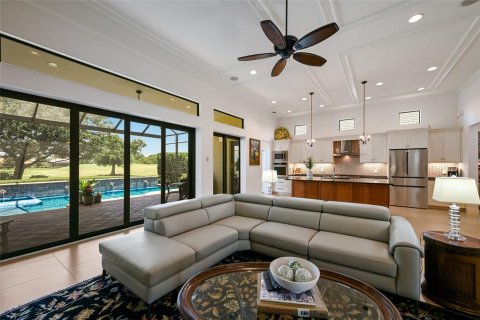 House in Lakewood Ranch, Florida 3 bedrooms, 230.3 sq.m. № 2091660 - photo 4