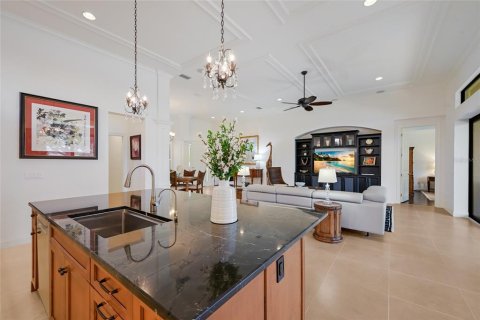 House in Lakewood Ranch, Florida 3 bedrooms, 230.3 sq.m. № 2091660 - photo 10