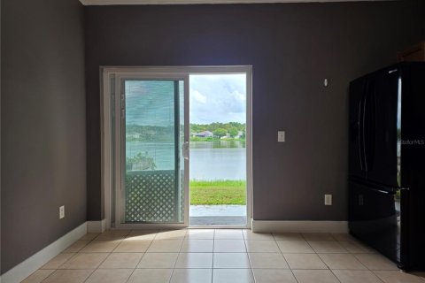 Villa ou maison à louer à Orlando, Floride: 3 chambres, 107.21 m2 № 2402879 - photo 12