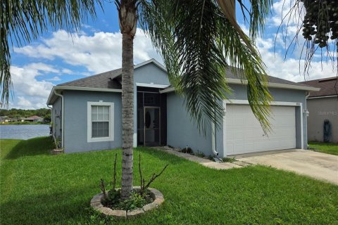 Villa ou maison à Orlando, Floride 3 chambres, 107.21 m2 № 2402879