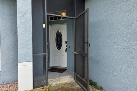 Villa ou maison à louer à Orlando, Floride: 3 chambres, 107.21 m2 № 2402879 - photo 4
