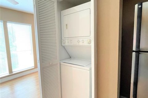 Condominio en venta en Sarasota, Florida, 1 dormitorio, 71.35 m2 № 2096502 - foto 11