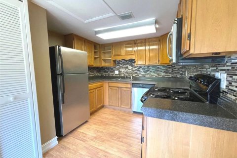 Condominio en venta en Sarasota, Florida, 1 dormitorio, 71.35 m2 № 2096502 - foto 14