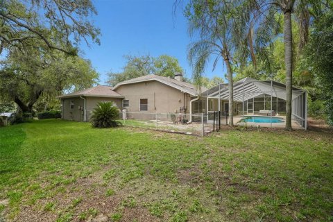 House in New Port Richey, Florida 3 bedrooms, 184.6 sq.m. № 2155682 - photo 26