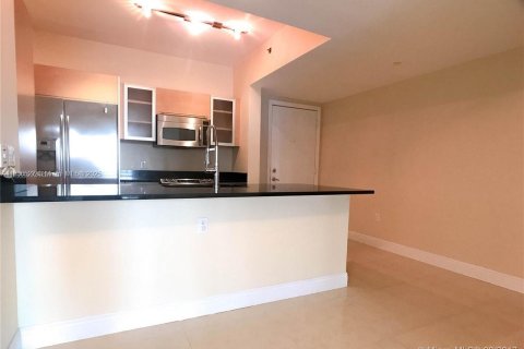 Copropriété à vendre à Miami, Floride: 2 chambres, 104.05 m2 № 1935196 - photo 17