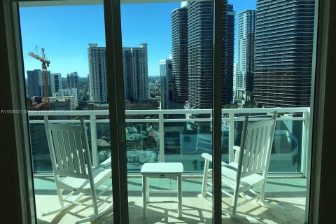 Copropriété à vendre à Miami, Floride: 2 chambres, 104.05 m2 № 1935196 - photo 2