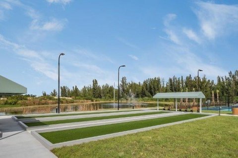 Townhouse in Punta Gorda, Florida 2 bedrooms, 140.84 sq.m. № 1142847 - photo 22