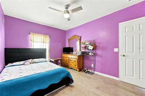 Villa ou maison à vendre à Davenport, Floride: 4 chambres, 241.36 m2 № 2339075 - photo 15