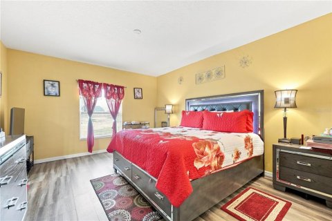 Villa ou maison à vendre à Davenport, Floride: 4 chambres, 241.36 m2 № 2339075 - photo 18