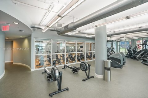 Condominio en venta en Miami, Florida, 1 dormitorio, 74.88 m2 № 1983897 - foto 19