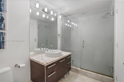 Condominio en venta en Miami, Florida, 1 dormitorio, 74.88 m2 № 1983897 - foto 17