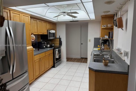 Купить виллу или дом в Майами, Флорида 3 комнаты, 168.06м2, № 1998317 - фото 3