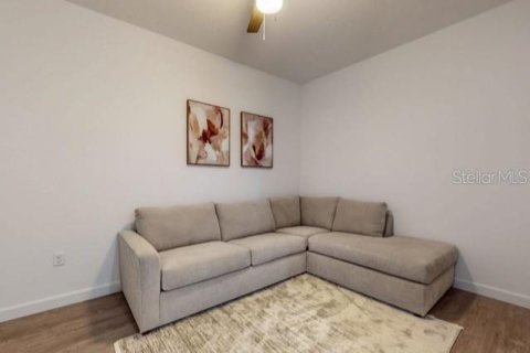 Adosado en venta en Davenport, Florida, 4 dormitorios, 178 m2 № 2212247 - foto 11
