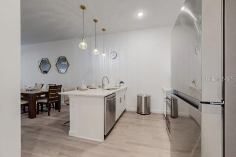 Adosado en venta en Davenport, Florida, 4 dormitorios, 178 m2 № 2212247 - foto 3