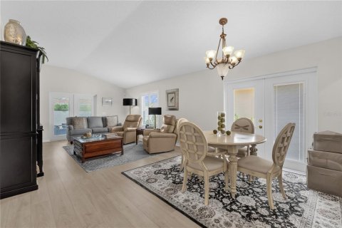 Casa en venta en The Villages, Florida, 2 dormitorios, 106.47 m2 № 2107845 - foto 9