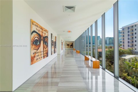 Copropriété à vendre à Miami, Floride: 1 chambre, 79.34 m2 № 2001302 - photo 27